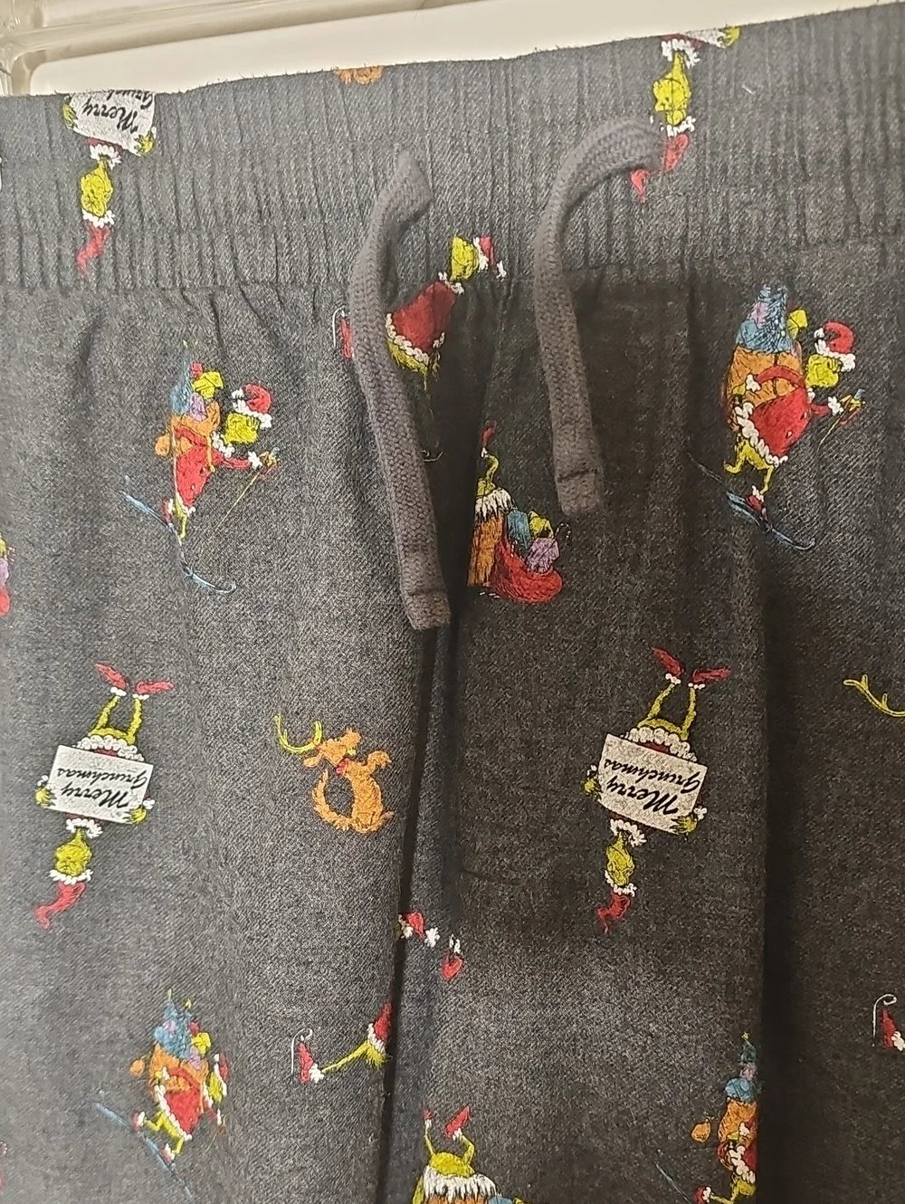 American Eagle Gray Novelty Lounge Pants with Colorful Scrooge Christmas. Meduim
